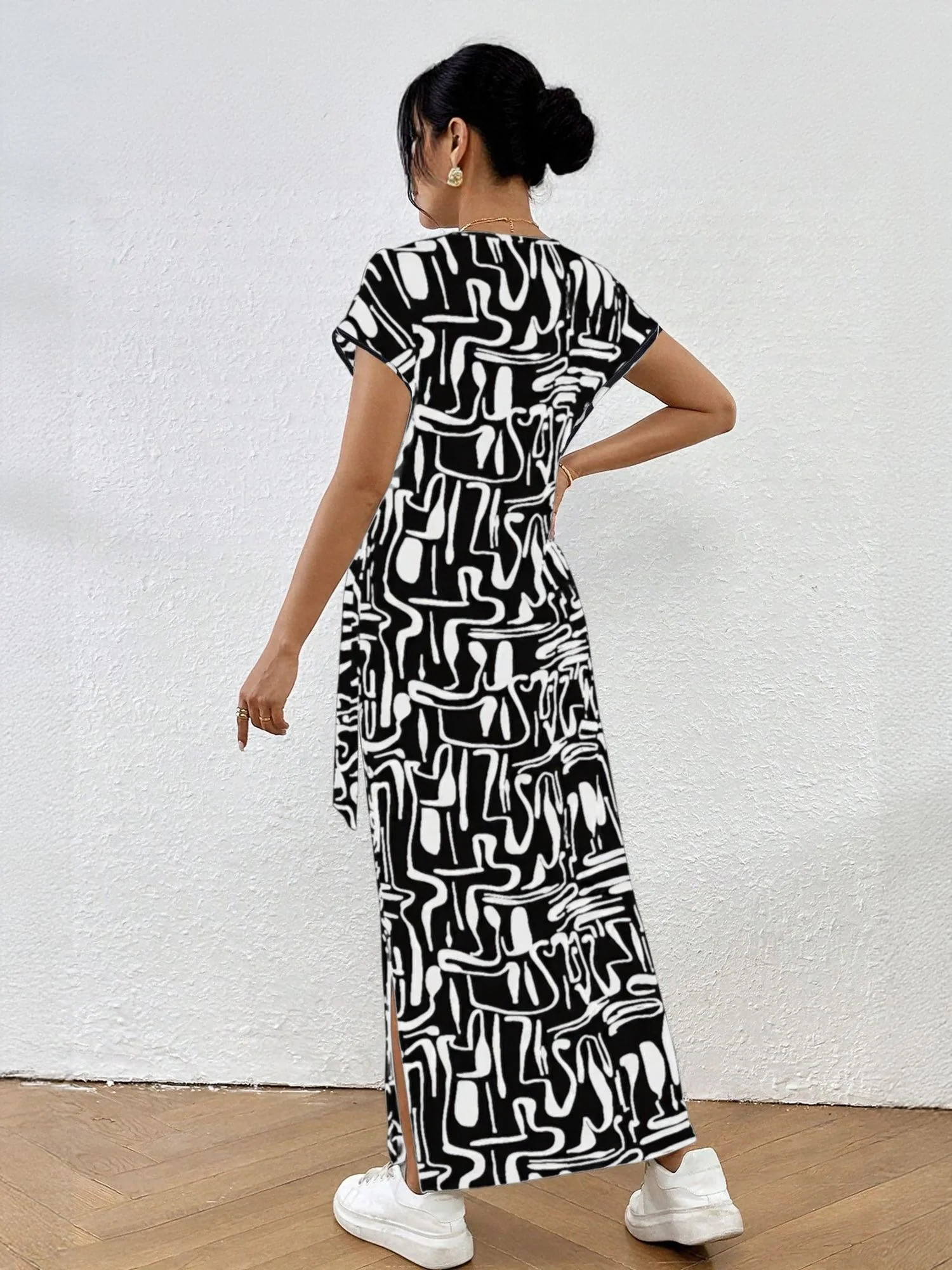 White Short Sleeve Side Slit Jersey Dress - Image 2