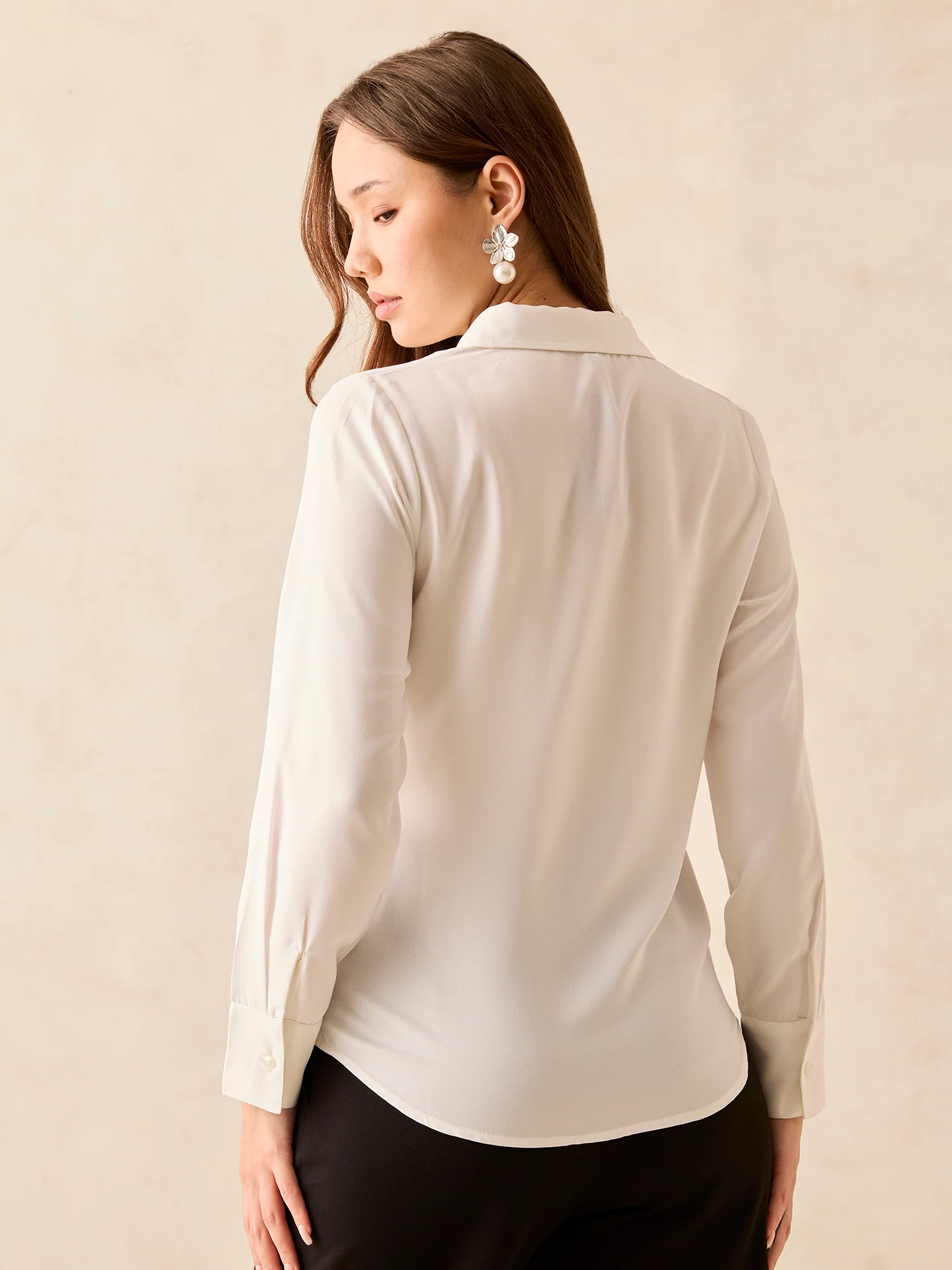 White Solid Studded Regular Shirt - Image 4